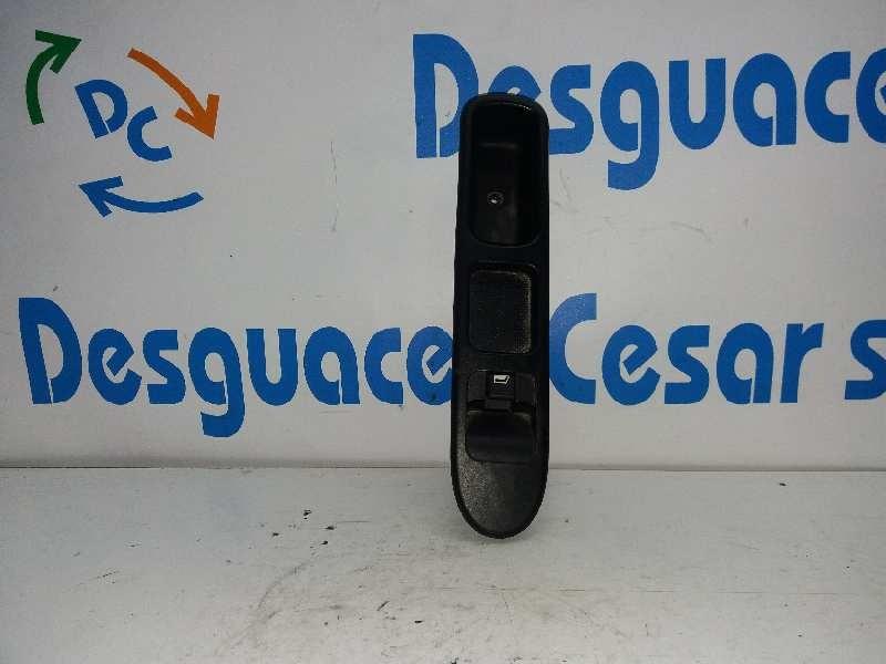 Interruttore lavacristalli anteriore destro PEUGEOT 307 (S1) XR Clim Diésel - 1
