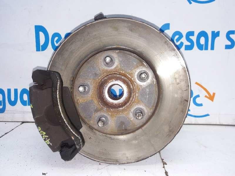 Fusee avant gauche NISSAN PRIMERA BERLINA (P12) Acenta Diesel - 1