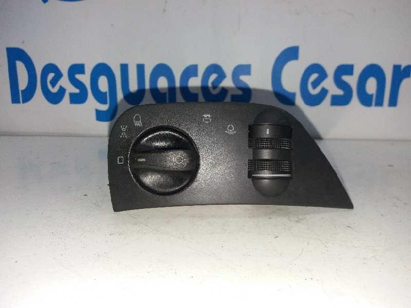 Commodo phare VOLKSWAGEN POLO BERLINA (6N2) Trendline Diesel - 1