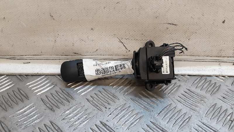 Commodo d'essuie glaces BMW SERIE 3 BERLINA (E46) 320d Diesel - 1