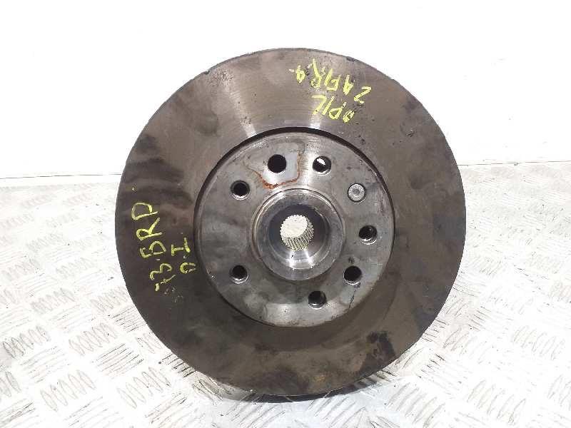 Fusee avant gauche OPEL ZAFIRA A Blue Line Diesel - 1