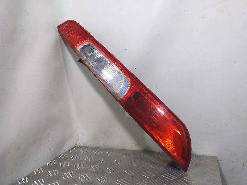 Feu arriere principal droit (feux) FORD FOCUS BERLINA (CAP) Ghia Diesel - 1
