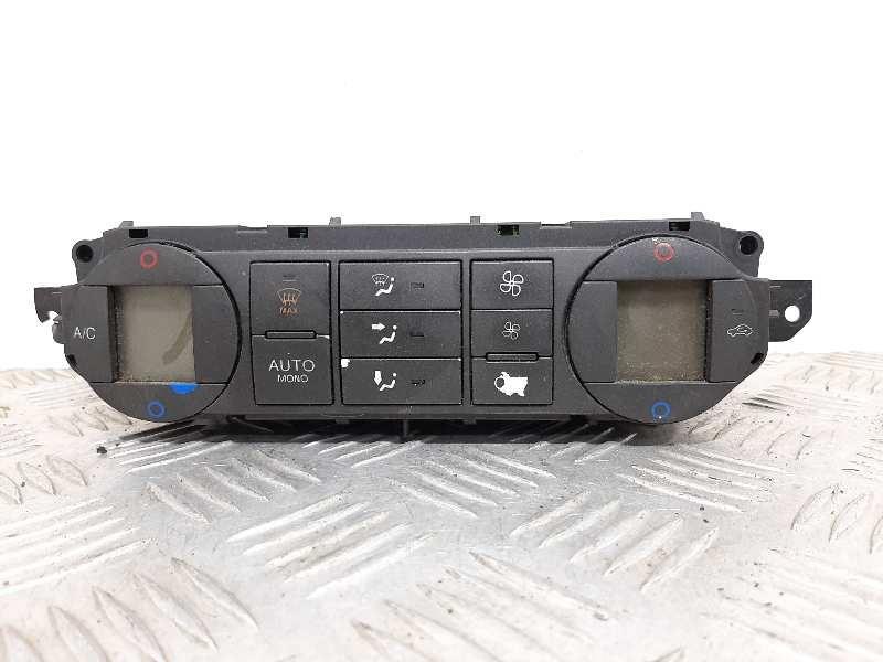 Commande chauffage FORD FOCUS BERLINA (CAP) Trend Diesel - 1