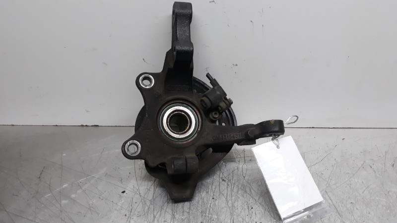 Fusee avant droit OPEL CORSA C Cosmo Diesel - 1