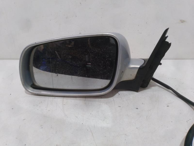 Grille de calandre gauche VOLKSWAGEN PASSAT BERLINA (3B2) Comfortline Diesel - 1