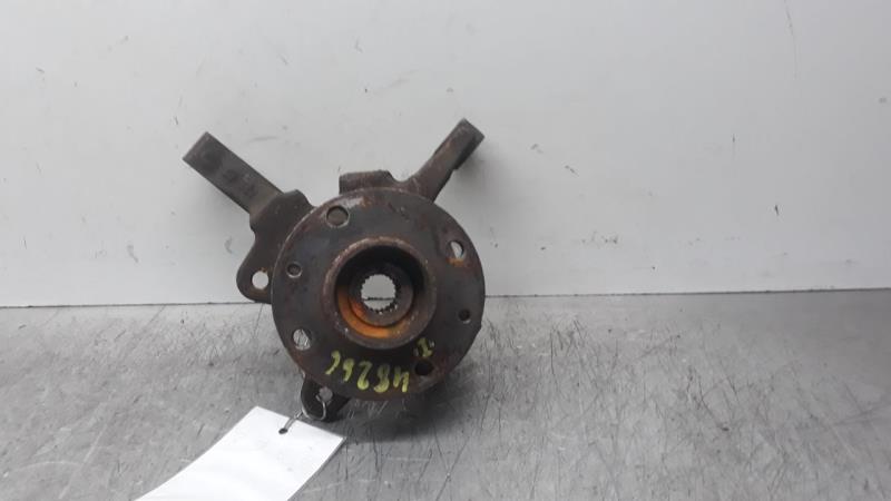 Fusee avant gauche RENAULT CLIO II FASE II (B/CB0) Authentique Essence - 1