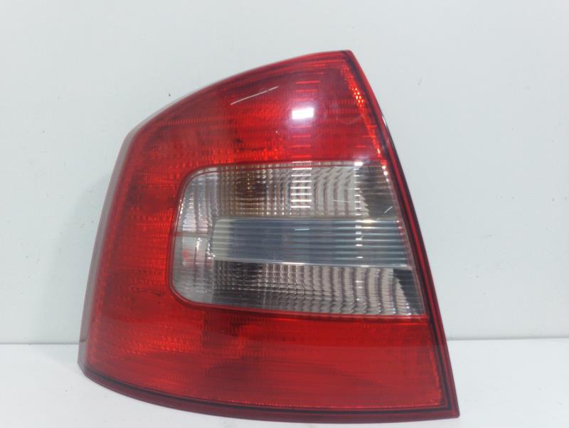 Fanale posteriore principale sinistro (luci) SKODA OCTAVIA BERLINA (1Z3) Family Diésel - 1