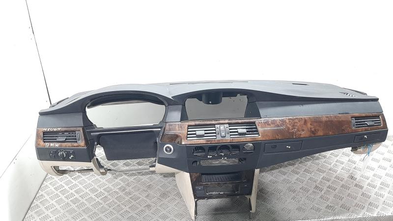 Tableau de bord BMW SERIE 5 BERLINA (E60) 525d Diesel - 1