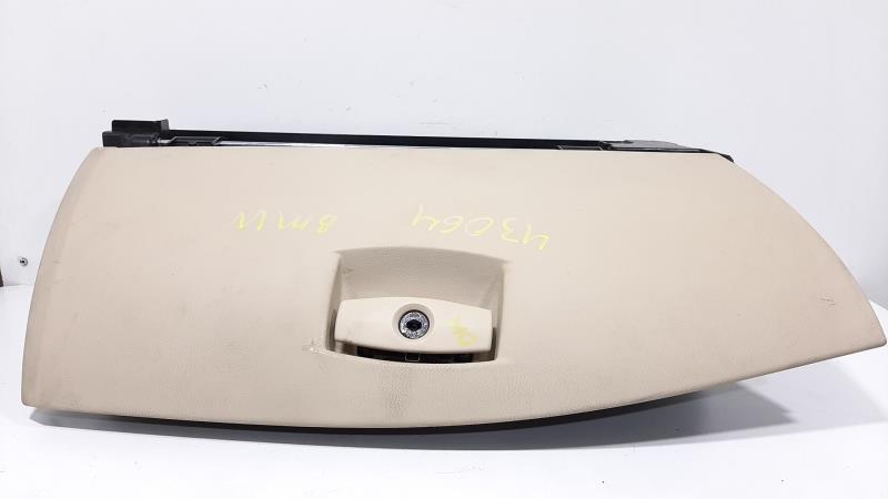 Boite a gants BMW SERIE 5 BERLINA (E60) 525d Diesel - 1