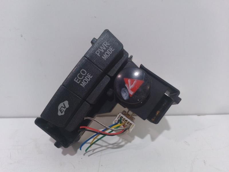 Bouton de warning TOYOTA PRIUS (NHW30) Advance Essence - 1