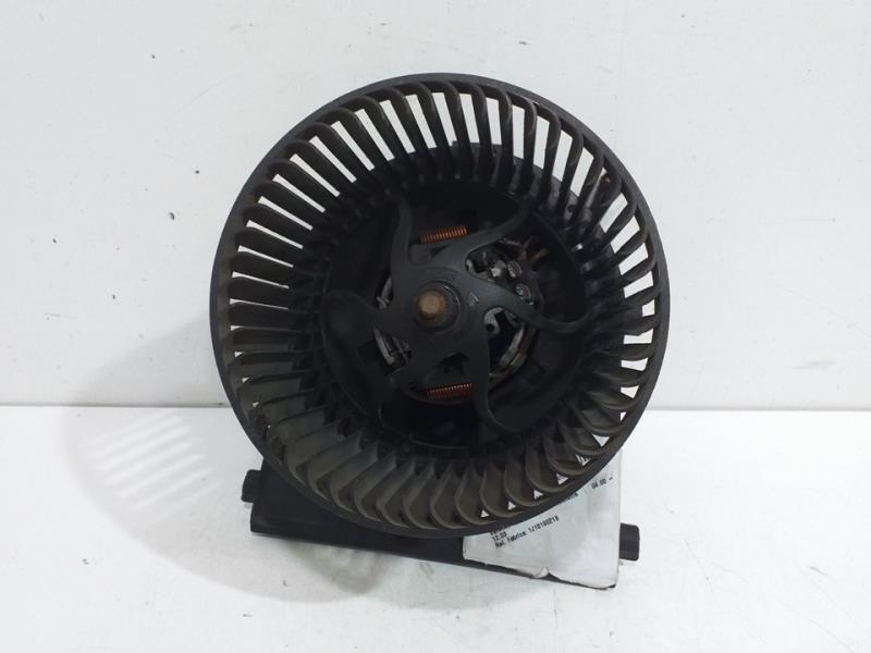 Pulseur d'air AUDI A3 (8L) 1.6 Ambiente Essence - 1