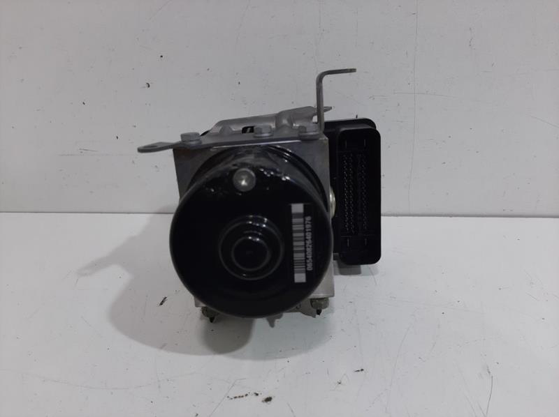Bloc ABS (freins anti-blocage) BMW SERIE 3 TOURING (E91) 320d Diesel - 1