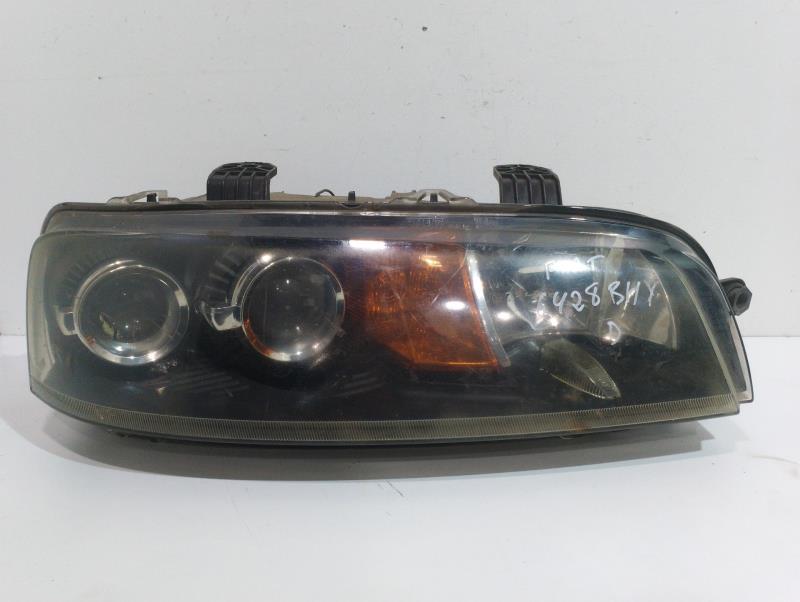 Gruppo ottico anteriore principale destro (luci)(faro) FIAT PUNTO BERLINA (188) 1.2 16V ELX Gasolina - 1