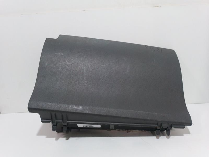 Guantera TOYOTA PRIUS (NHW30) Advance Gasolina - 1