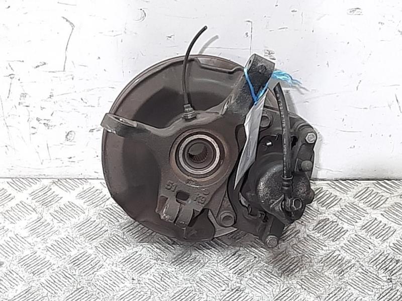 Fusee avant gauche SUZUKI SWIFT AZG (NZ) GLX Diesel - 1