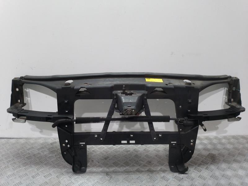 Face avant FORD MONDEO BERLINA (GE) Ghia Essence - 1