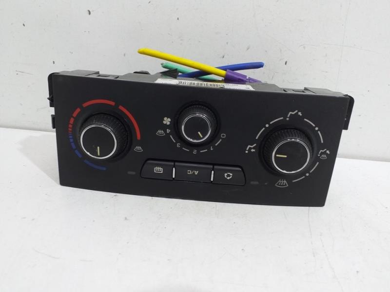 Commande chauffage PEUGEOT 207 Confort Essence - 1
