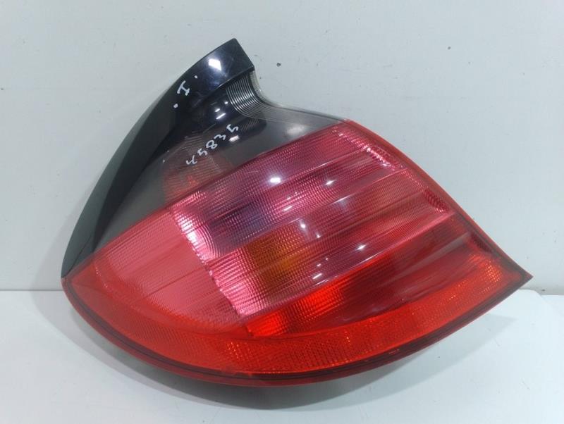 Fanale posteriore principale sinistro (luci) MERCEDES-BENZ CLASE C (W203) BERLINA 200 Compressor Gasolina - 1