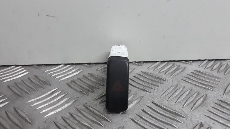 Bouton de warning MAZDA PREMACY (CP) TD Active Diesel - 1