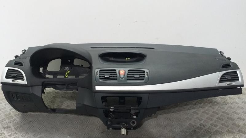 Tableau de bord RENAULT MEGANE III BERLINA 5 P Dynamique Diesel - 1