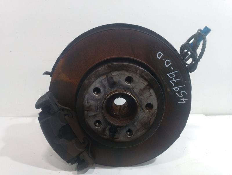 Fusee avant droit BMW X3 (E83) 2.0d Diesel - 1