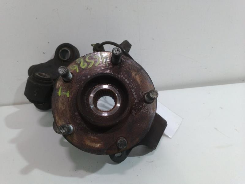 Fusee avant gauche NISSAN PRIMERA BERLINA (P12) Acenta Diesel - 1