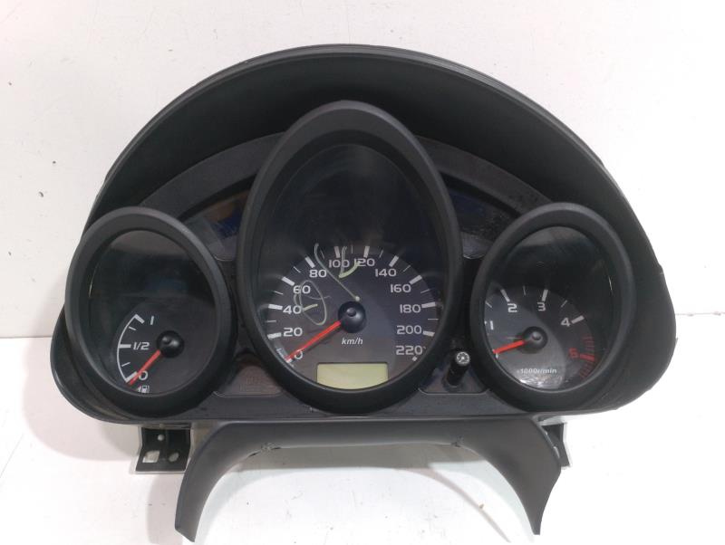 Compteur MITSUBISHI COLT BERLINA 3 (CZ) 1.5 DI-D Inform Diesel - 1