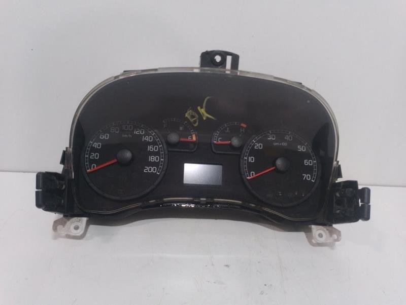 Compteur FIAT PUNTO BERLINA (188) 1.2 8V Active Essence - 1