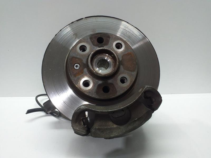 Fusee avant gauche OPEL CORSA C Cosmo Diesel - 1
