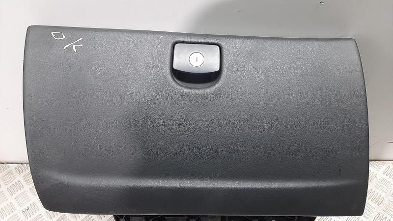 Boite a gants PEUGEOT 407 ST Confort Diesel - 1