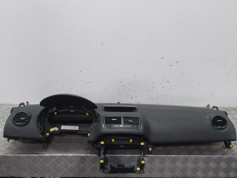 Tableau de bord OPEL MERIVA B Cosmo Essence - 1
