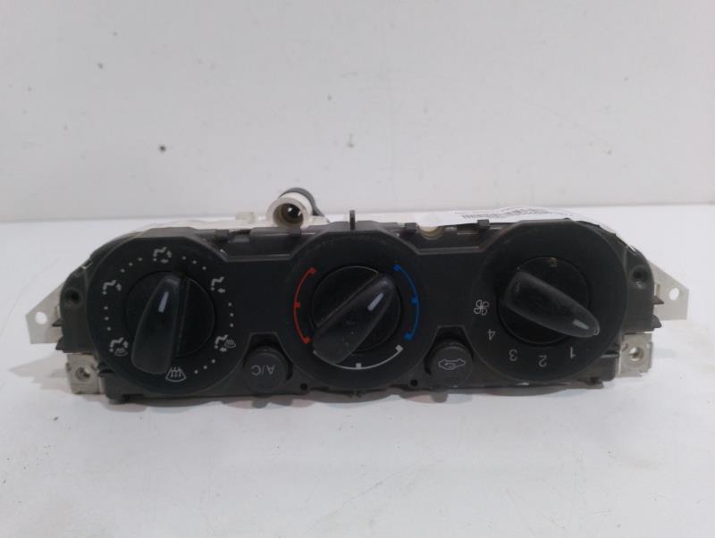 Commande chauffage FORD FOCUS BERLINA (CAP) Ambiente Diesel - 1