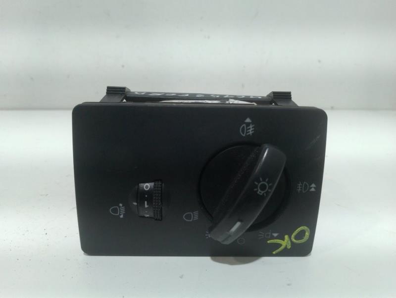 Commodo phare FORD FOCUS TURNIER (CB4) Trend Essence - 1