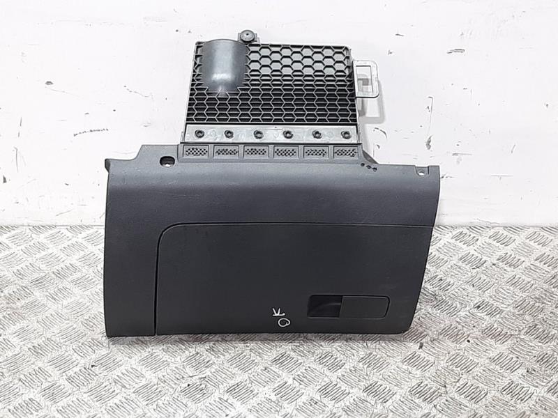 Boite a gants SEAT TOLEDO (KG3) Connect Diesel - 1
