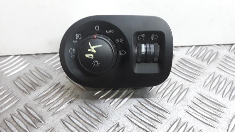 Commodo phare SEAT ALTEA XL (5P5) Family Diesel - 1