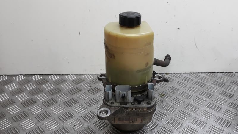 Pompe de direction FORD FOCUS C-MAX (CAP) Ambiente Diesel - 1