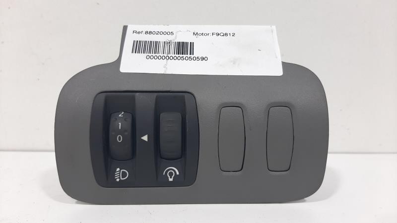 Bouton/Interrupteur RENAULT SCENIC II Grand Confort Authentique Diesel - 1