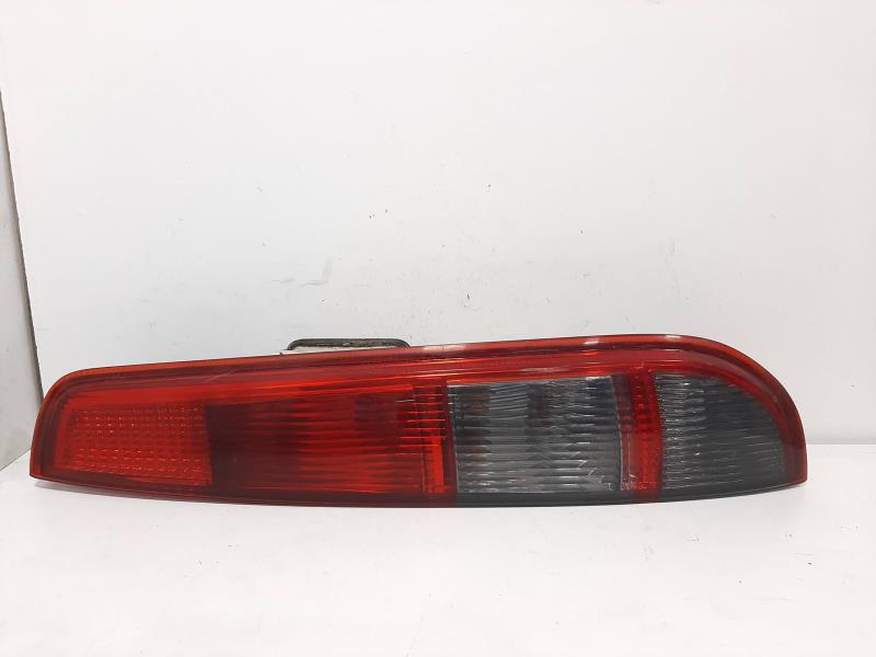 Fanale posteriore principale destro (luci) FORD FOCUS BERLINA (CAP) Ambiente Diésel - 1