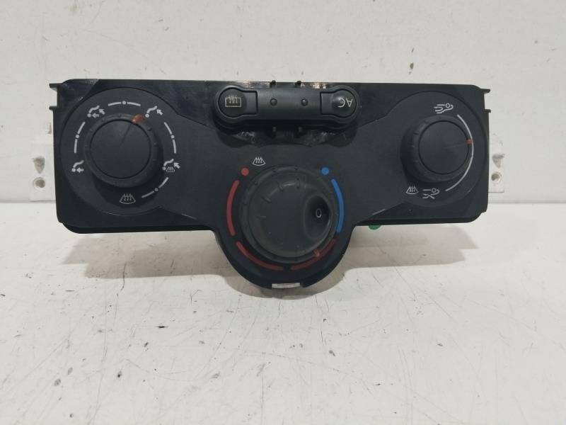 Commande chauffage RENAULT MEGANE II BERLINA 5P Confort Dynamique Diesel - 1