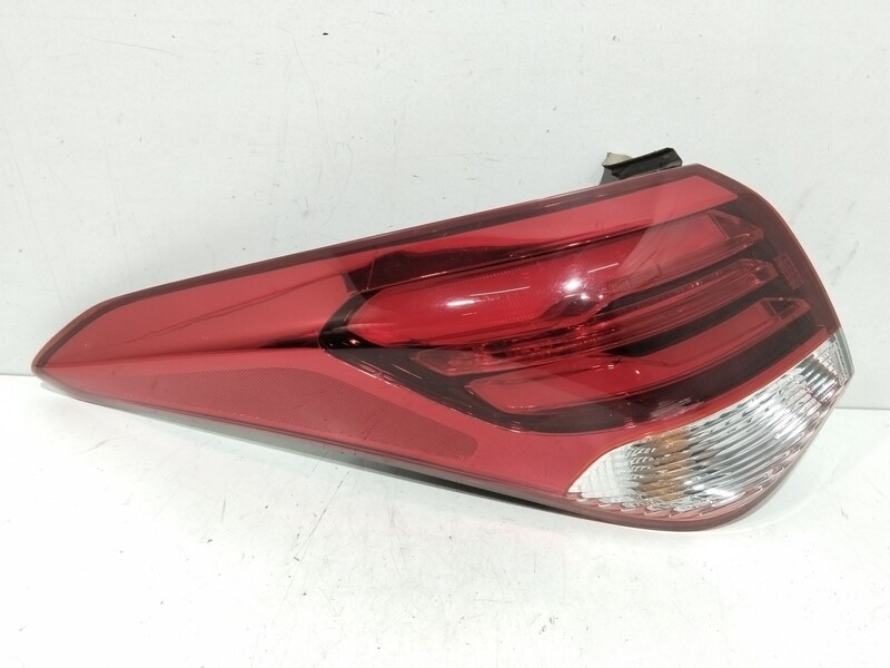 Fanale posteriore principale sinistro (luci) HYUNDAI I40 Cab BlueDrive Diésel - 1