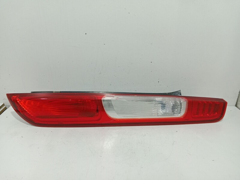 Feu arriere principal droit (feux) FORD FOCUS II (DA_, HCP, DP) 1.6 Essence - 1