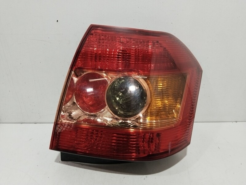 Fanale posteriore principale sinistro (luci) TOYOTA COROLLA (E12) 1.6 Terra Berlina Gasolina - 1