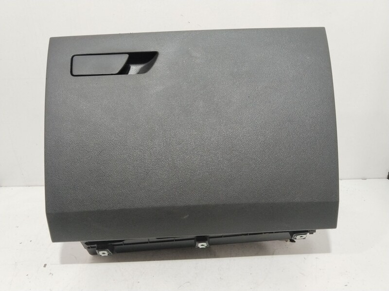 Boite a gants SEAT LEON SPORTSTOURER (KL8) Style Essence - 1
