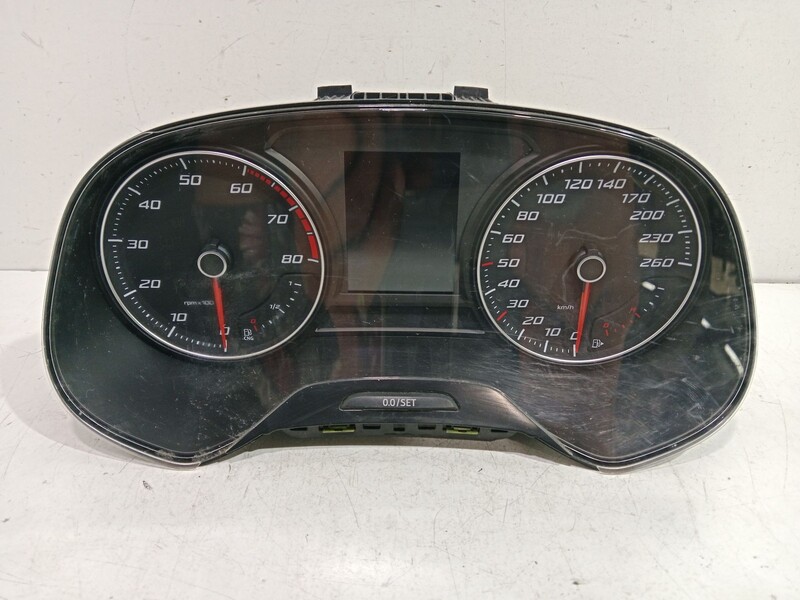Compteur SEAT LEON SPORTSTOURER (KL8) Style Essence - 1