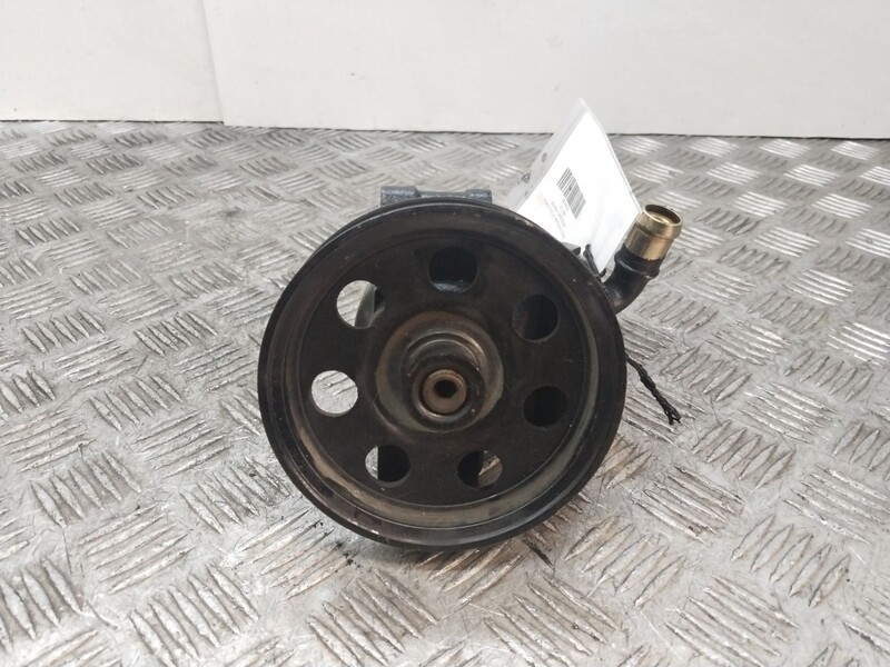 Pompe de direction FORD FOCUS BERLINA (CAK) Ambiente Diesel - 1