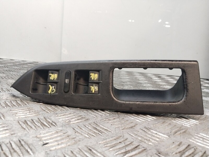 Interruttore lavacristalli anteriore sinistro VOLKSWAGEN TOURAN (1T1, 1T2) 2.0 TDI Diésel - 1