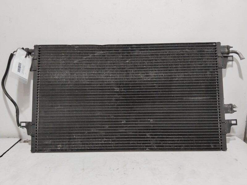 Condenseur de clim RENAULT LAGUNA II (BG0/1_) 1.6 16V Essence - 1