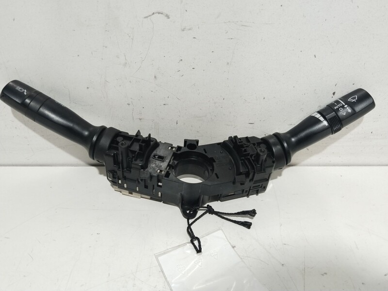 Devio guida completo con contatto spiralato HYUNDAI I40 Cab BlueDrive Diésel - 1