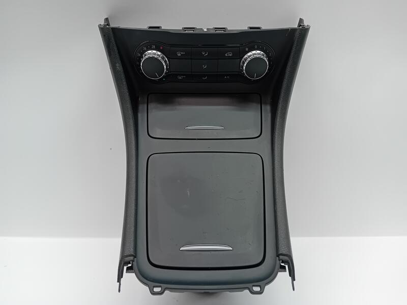 Commande chauffage MERCEDES-BENZ CLASE GLA  - 1