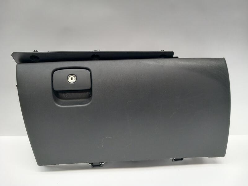 Boite a gants JAGUAR XE R-SPORT Diesel - 1